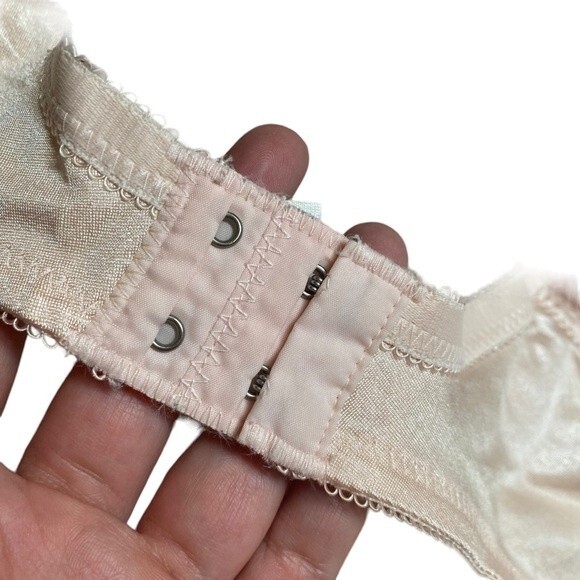 Wacoal 36C Mesh‎ Lace Underwire Bra Blush Pink Romantic Lingerie - Picture 6 of 7